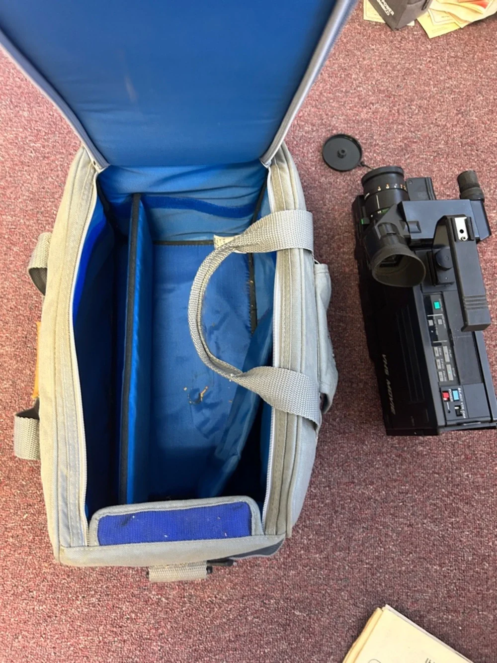 Hitachi Camcorder VHS Movie Camcorder in Black